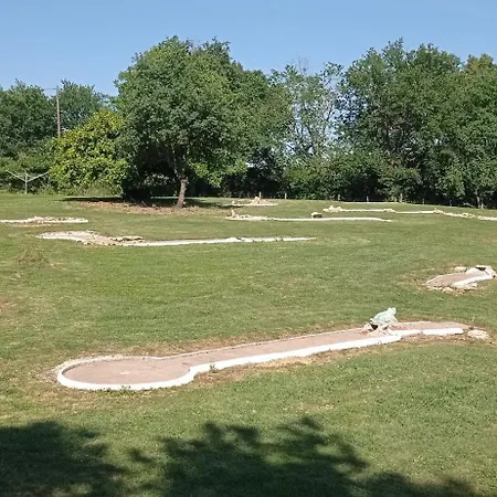 Les De La Prairie Nyaraló *